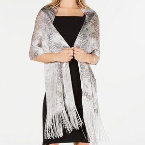 Inc Floral dreams fringed net wrap